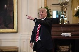 Trump: l'Italia starebbe meglio senza l'Ue