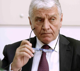 Il prefetto De Iesu in pensione: «Anno sabbatico»