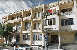 Frattaminore, blitz notturno nel Municipio e dai vigili: rubate le pistole