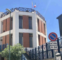 Napoli, slitta lo sgombero dell'ex custode dai locali della V Municipalità