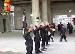 Reclutavano aspiranti terroristi in Italia, tre arresti