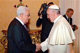 Il Papa incontra Abu Mazen: <br>«Sia un angelo <br>della pace»