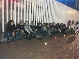 Acerra, lumini davanti al Comune