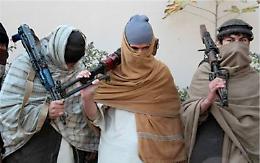 Kabul, attacco talebano <br>al residence: <br>un italiano tra gli 11 morti