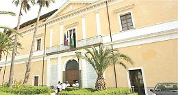 Torre del Greco, il Comune cerca 120 tirocinanti