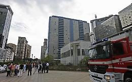 Centro Direzionale, fiamme nel grattacielo: evacuate 400 persone