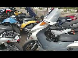 Blitz in cooperative d'accoglienza, sequestrati scooter rubati o senza targa