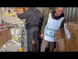 Giocattoli contraffatti e pericolosi, maxisequestro prima dell'Epifania