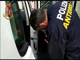 Cocaina per la piazza di San Giovanni a Teduccio, arrestato corriere