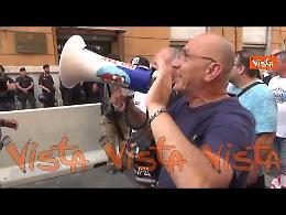 Stop reddito di cittadinanza, corteo a Napoli
