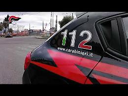 Piazza di spaccio contesa tra due clan, tre arresti