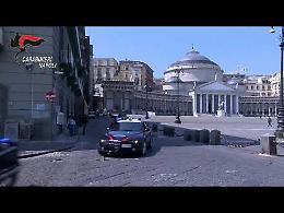 Lite tra camorristi dietro la stesa a piazza Trieste e Trento, 6 arresti