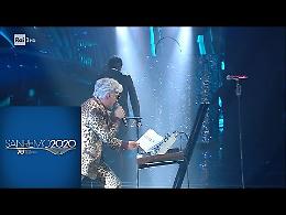 Sanremo, Bugo abbandona il palco dell'Ariston