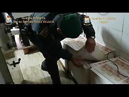 Scoperta stamperia clandestina, sequestrati 36 milioni di euro falsi