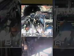 Fase 2 a Napoli, il sindacato Usb: «Passeggeri ammassati su treno Cumana»