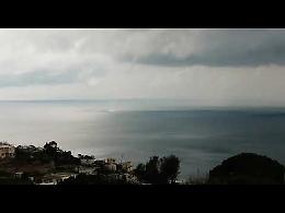 Spettacolare tromba marina a Capri