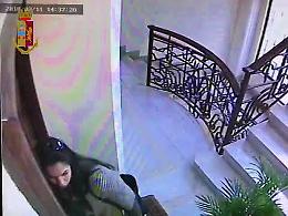 Appartamenti svaligiati a Chiaia, arrestate ladre seriali