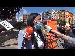 Un murale per Noemi, la mamma: «Soffre ancora»