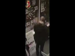 Ruba in farmacia, incastrato dalle telecamere