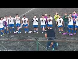 Castellammare, proposta di matrimonio sul campo da rugby