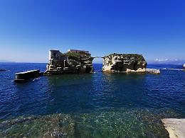 Il mare di Napoli è in pericolo