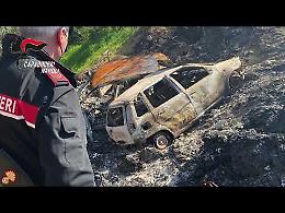 Terra dei fuochi, incendiate 300 auto: due arresti