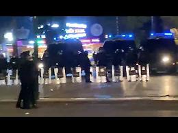 Corteo centri sociali, polizia sul Lungomare