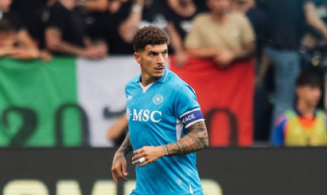 Di Lorenzo, niente rottura: distorsione al ginocchio. Potrebbe tornare tra un mese