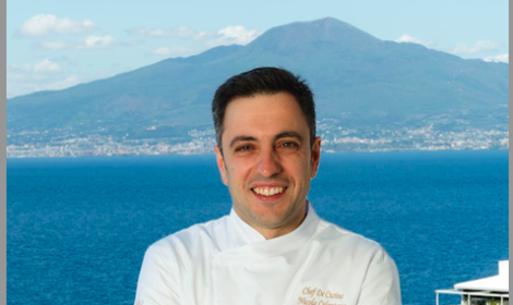 Festa a Vico con il Ristorante Vesuvio Panoramic Restaurant