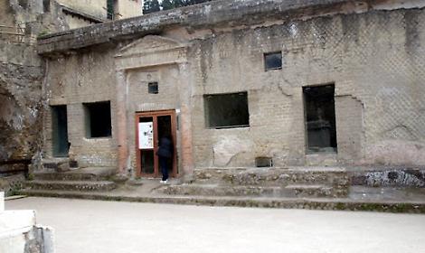 Riaprono le Terme Suburbane