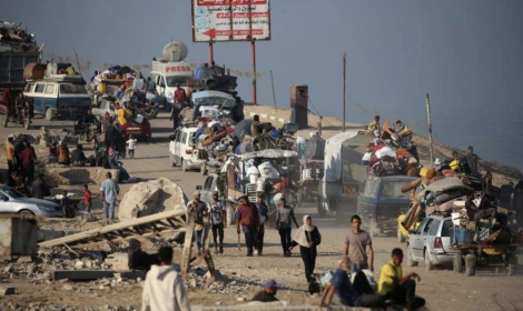 Gaza sotto assedio, nuovi raid di Israele sulla Striscia. Smotrich choc: «Sarà una miniera d'oro immobiliare»