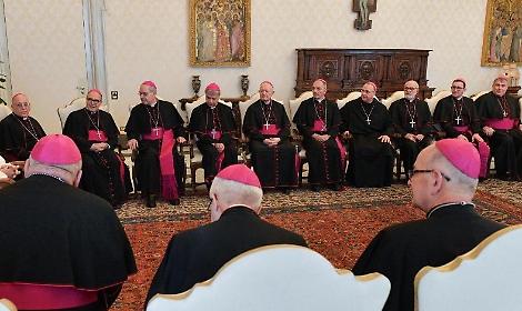 I vescovi della Campania: «Non votare è rinuncia al futuro»