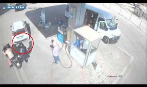 Undici rapine di cui cinque in un solo giorno, due arresti