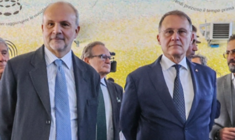 Cirielli lancia il guanto di sfida a Fico