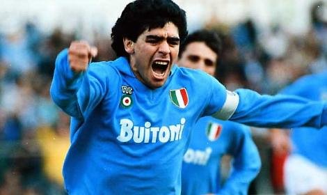 Maradona: un anniversario di vita, di passione, di identità