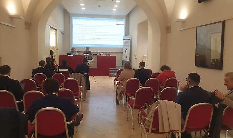 Ipoparatiroidismo, cure negate