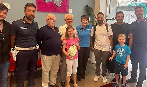 Alla Casa di Vetro la mostra degli autoritratti dei bambini di Forcella