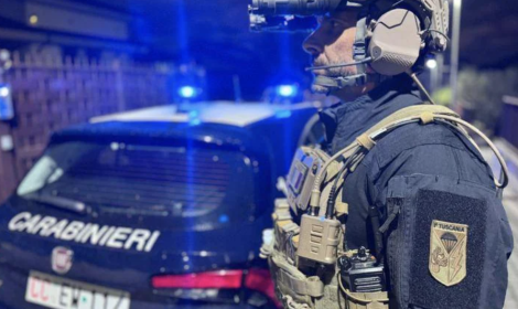 Blitz antimafia, 14 arresti nel clan Senese: tra le accuse 2 tentati omicidi