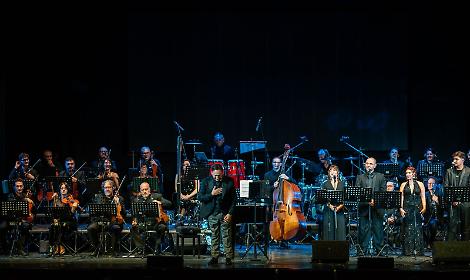 Vincenzo Sorrentino con le musiche di Hollywood