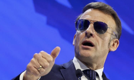 Macron a Davos avverte l&rsquo;Europa: &laquo;Rischiamo un mondo senza regole&raquo;