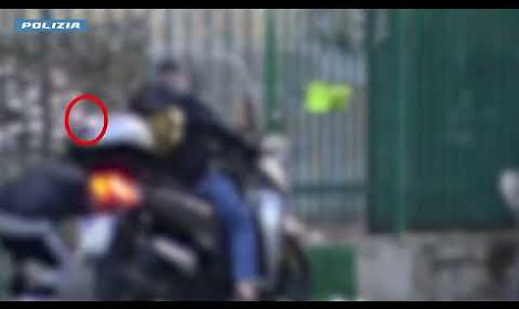 Sgominata piazza di spaccio del clan a Scampia, 28 arresti