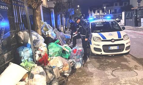 Differenziata non ritirata, ditte sanzionate