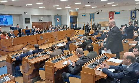 Gruppi consiliari, approvazione unanime