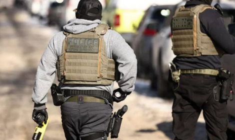 Minneapolis, Trump ordina il ritiro di 700 agenti dell&rsquo;Ice