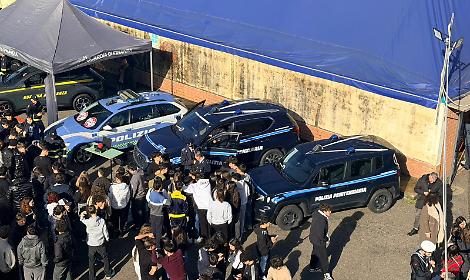 Controlli al Liceo Severi di Castellammare di Stabia
