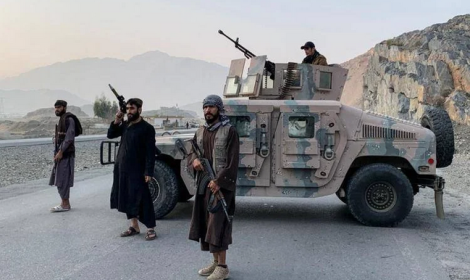 Islamabad bombarda Kabul, &egrave; guerra tra Pakistan e Afghanistan