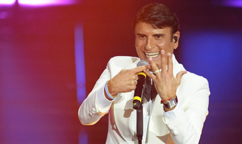 Sal Da Vinci, &ldquo;Per sempre s&igrave;" domina le classifiche