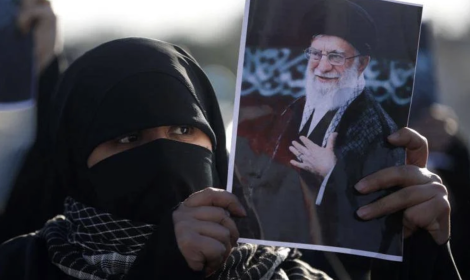 Iran, si muove l'Europa. Francia, Germania e Gb &laquo;pronte a azioni difensive&raquo;