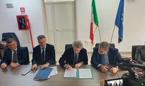 Terra dei Fuochi, accordo per rimuovere i rifiuti abbandonati lungo le strade provinciali