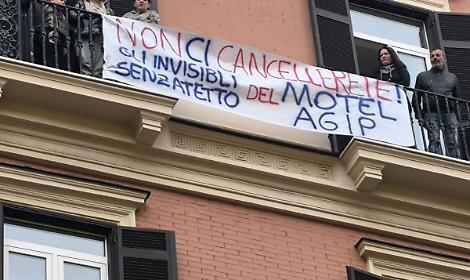 Abitanti ex motel Agip occupano consiglio comunale